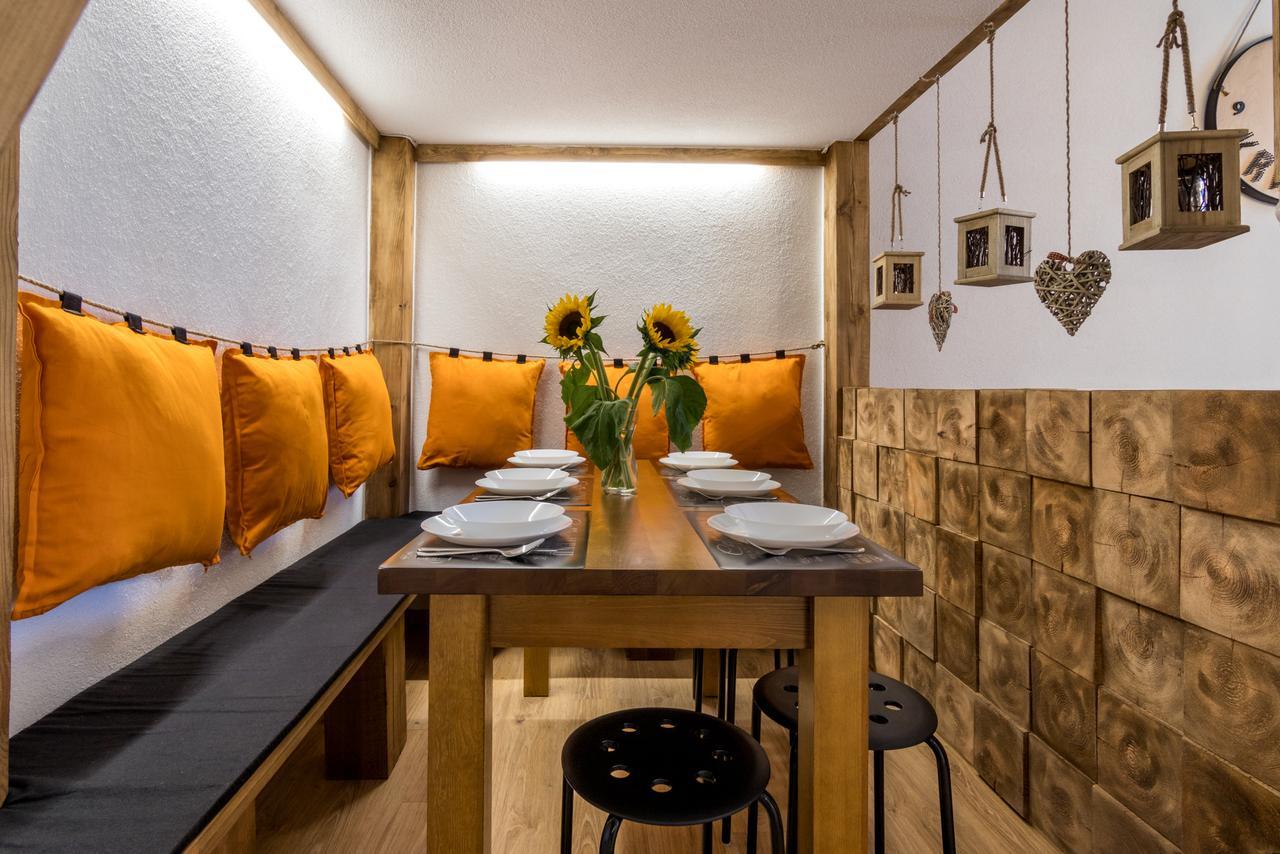 Cracow Best Location Apartment By Cozyplace Kraków Exteriör bild
