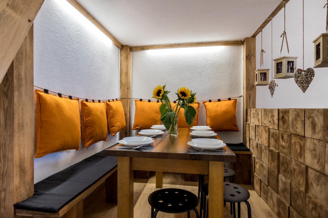 Cracow Best Location Apartment By Cozyplace Kraków Exteriör bild